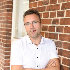 Porträtfoto von Ronny Bernstein